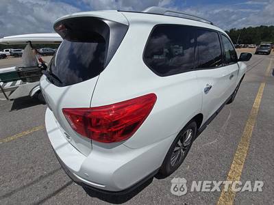 2017 Nissan Pathfinder SV - zdjęcie 4 z 38 - miniatura