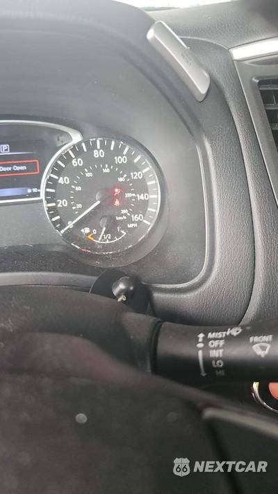 2017 Nissan Pathfinder SV - zdjęcie 21 z 38 - miniatura