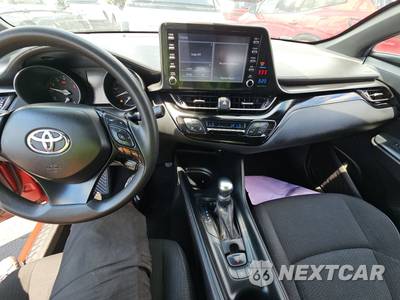 2019 Toyota C-HR LE - zdjęcie 11 z 18 - miniatura