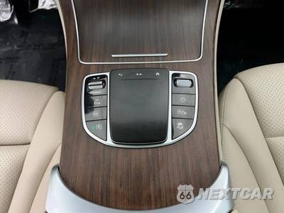 2022 Mercedes-Benz GLC 300 4MATIC - zdjęcie 9 z 38 - miniatura