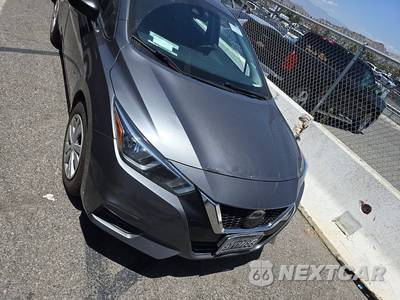 2021 Nissan Versa S - zdjęcie 2 z 38 - miniatura