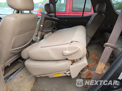 2002 Toyota Sequoia Limited - zdjęcie 13 z 30 - miniatura
