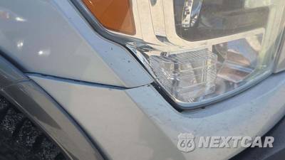 2018 Nissan TITAN PRO-4X Crew Cab Short Bed - zdjęcie 35 z 37 - miniatura