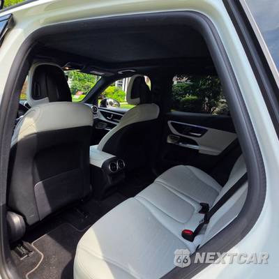 2023 Mercedes-Benz GLC 300 4MATIC - zdjęcie 40 z 58 - miniatura