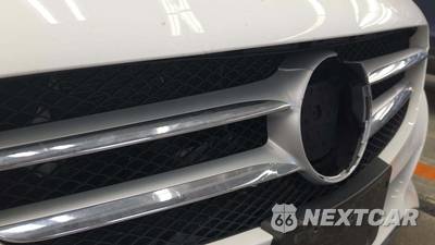 2017 Mercedes-Benz C 300 4MATIC Sedan - zdjęcie 40 z 53 - miniatura