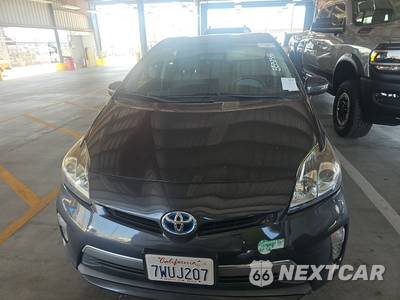 2014 Toyota Prius Plug-In Hybrid - zdjęcie 2 z 30 - miniatura