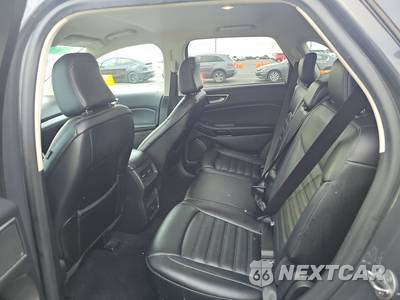 2021 Ford Edge SEL - zdjęcie 13 z 39 - miniatura