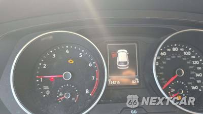 2018 Volkswagen Tiguan SE - zdjęcie 32 z 38 - miniatura