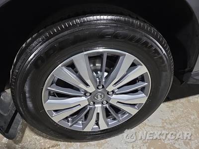 2020 Nissan Pathfinder S - zdjęcie 10 z 23 - miniatura