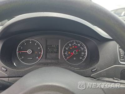 2014 Volkswagen Jetta SE Sedan - zdjęcie 12 z 37 - miniatura