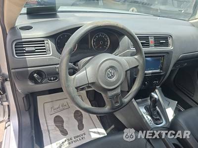 2014 Volkswagen Jetta SE Sedan - zdjęcie 10 z 37 - miniatura
