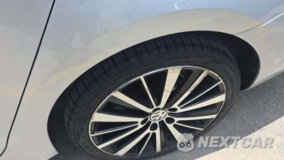 2014 Volkswagen Jetta SE Sedan - zdjęcie 24 z 37 - miniatura