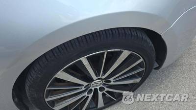 2014 Volkswagen Jetta SE Sedan - zdjęcie 23 z 37 - miniatura