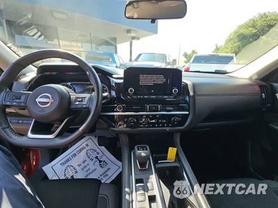 2024 Nissan Pathfinder SV - zdjęcie 11 z 17 - miniatura