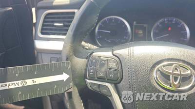 2018 Toyota Highlander LE Plus - zdjęcie 28 z 40 - miniatura