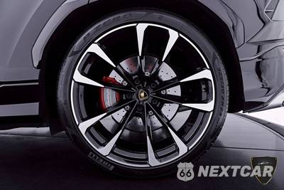 2022 Lamborghini Urus Pearl Capsule - zdjęcie 28 z 94 - miniatura