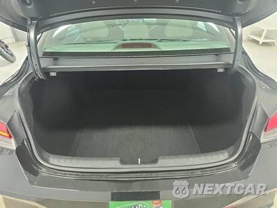 2025 Hyundai Elantra SEL Convenience - zdjęcie 19 z 24 - miniatura