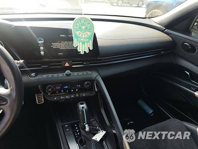 2022 Hyundai Elantra N - zdjęcie 11 z 22 - miniatura