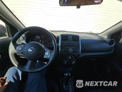 2013 Nissan Versa 1.6 SV - zdjęcie 11 z 34 - miniatura