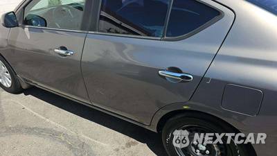 2013 Nissan Versa 1.6 SV - zdjęcie 26 z 34 - miniatura