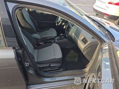 2018 Volkswagen Jetta S - zdjęcie 8 z 18 - miniatura