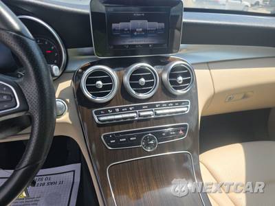 2018 Mercedes-Benz C 300 4MATIC Sedan - zdjęcie 11 z 21 - miniatura