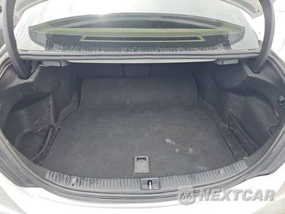 2017 Mercedes-Benz C 300 4MATIC Sedan w/Luxury Pkg - zdjęcie 16 z 29 - miniatura