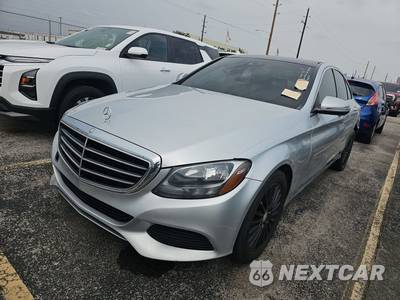 2017 Mercedes-Benz C 300 4MATIC Sedan w/Luxury Pkg - zdjęcie 1 z 29 - miniatura
