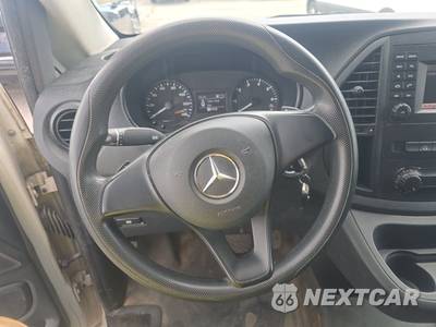 2018 Mercedes-Benz Metris Cargo Van 126.0" WB - zdjęcie 10 z 28 - miniatura