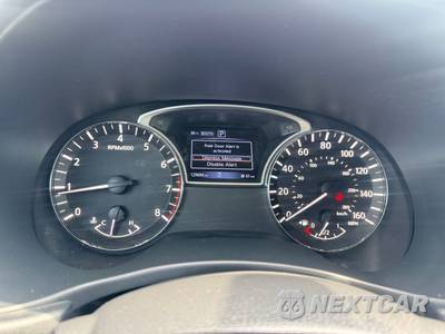 2020 Nissan Pathfinder SL - zdjęcie 14 z 22 - miniatura