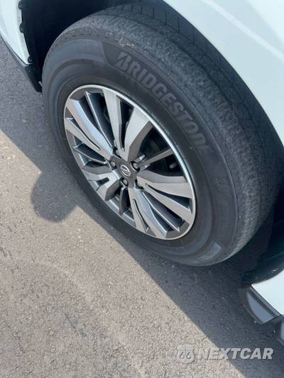 2020 Nissan Pathfinder SL - zdjęcie 20 z 22 - miniatura