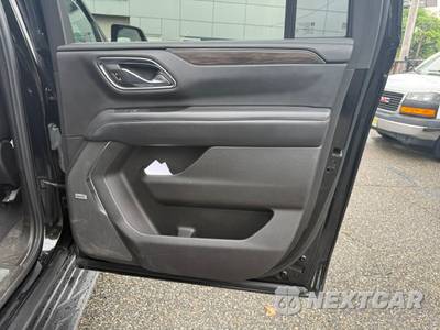 2021 Chevrolet Suburban LT 1LT - zdjęcie 25 z 41 - miniatura