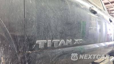 2016 Nissan TITAN XD Platinum Reserve Crew Cab Medium Bed - zdjęcie 48 z 49 - miniatura