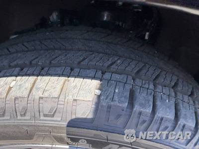 2025 Ford Expedition Platinum - zdjęcie 58 z 61 - miniatura