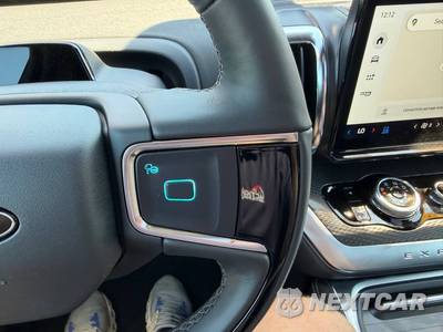 2025 Ford Expedition Platinum - zdjęcie 18 z 61 - miniatura