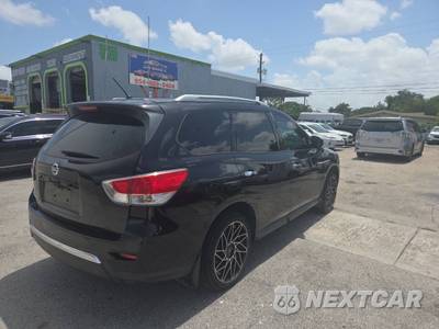 2016 Nissan Pathfinder S - zdjęcie 4 z 18 - miniatura