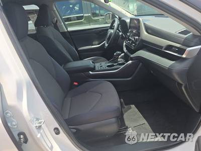 2023 Toyota Highlander Hybrid LE - zdjęcie 8 z 24 - miniatura