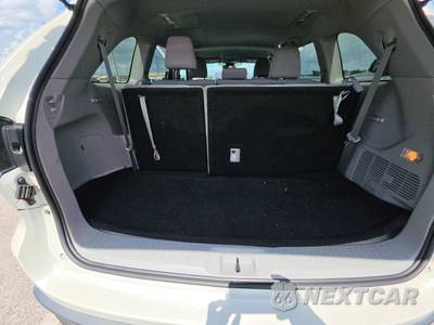 2019 Toyota Highlander LE - zdjęcie 17 z 25 - miniatura