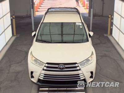 2019 Toyota Highlander LE - zdjęcie 2 z 25 - miniatura