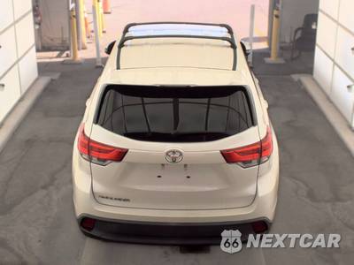 2019 Toyota Highlander LE - zdjęcie 5 z 25 - miniatura