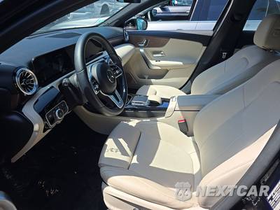 2022 Mercedes-Benz A 220 - zdjęcie 7 z 35 - miniatura