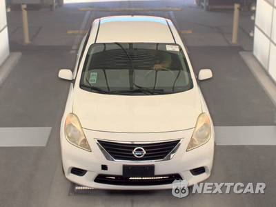 2012 Nissan Versa 1.6 SV Sedan - zdjęcie 2 z 29 - miniatura