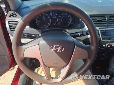 2015 Hyundai Accent GLS Sedan - zdjęcie 10 z 22 - miniatura