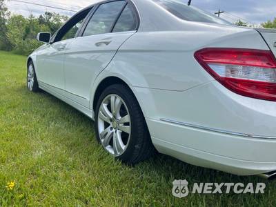 2011 Mercedes-Benz C 300 4MATIC - zdjęcie 26 z 31 - miniatura
