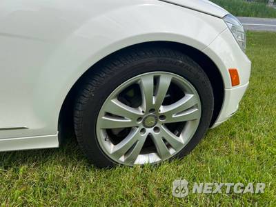 2011 Mercedes-Benz C 300 4MATIC - zdjęcie 9 z 31 - miniatura