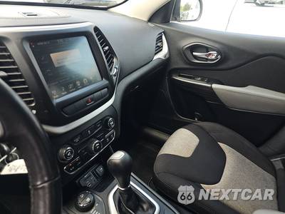 2014 Jeep Cherokee Latitude - zdjęcie 11 z 21 - miniatura