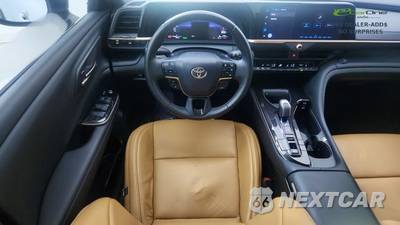 2024 Toyota Crown XLE - zdjęcie 36 z 50 - miniatura