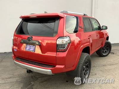 2018 Toyota 4Runner TRD Off-Road Premium - zdjęcie 8 z 50 - miniatura