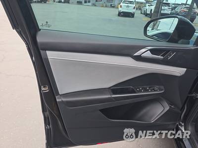 2023 Volkswagen Taos SEL - zdjęcie 9 z 21 - miniatura