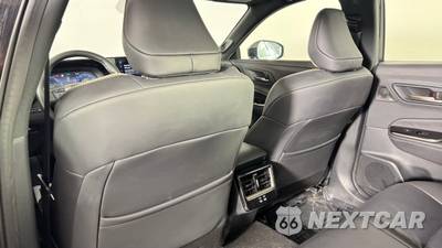 2024 Toyota Crown Limited - zdjęcie 31 z 37 - miniatura